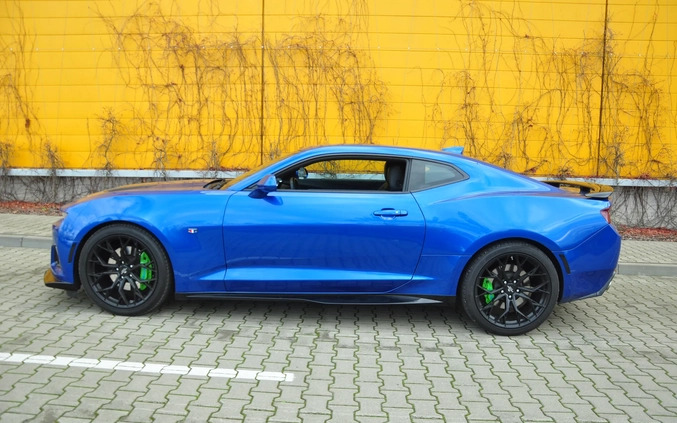 Chevrolet Camaro cena 165000 przebieg: 72000, rok produkcji 2018 z Trzcianka małe 137